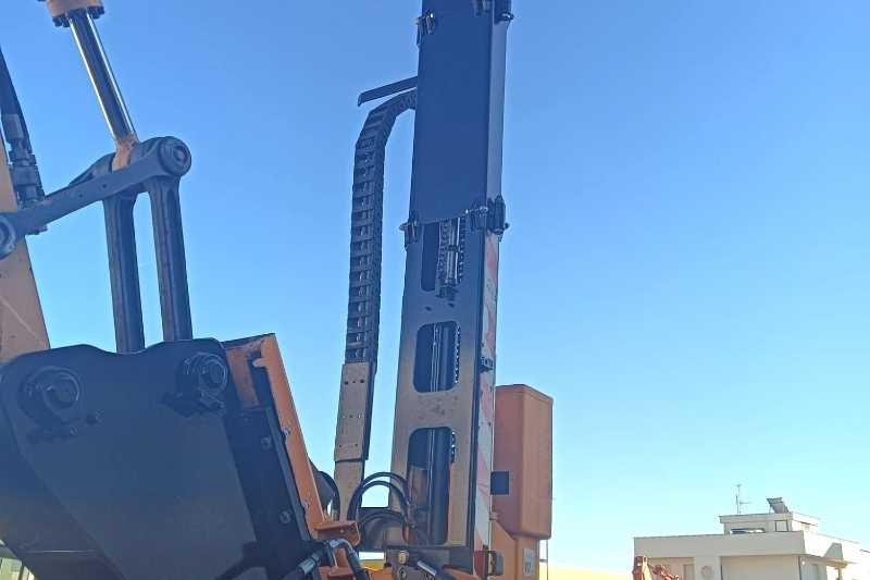 OmecoHub - Immagine LIEBHERR R313